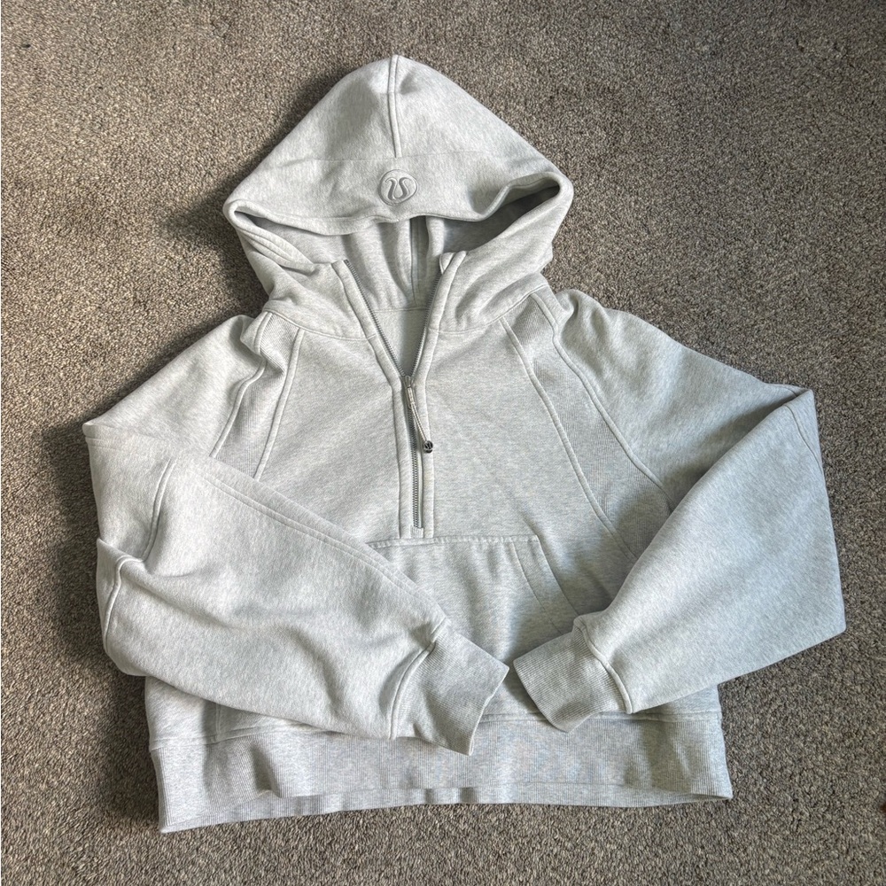 Lululemon gray scuba